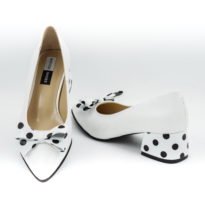 Pantofi dama din piele naturala alba si cu buline negre, cu varf ascutit stiletto si toc mic imbracat de 4 cm 62420-6-26 [6]