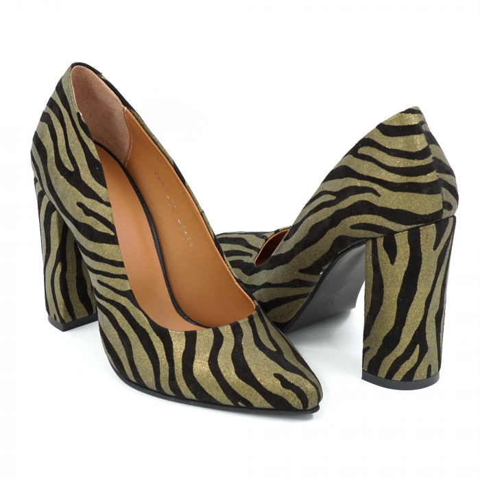 Pantofi dama din piele naturala cu imprimeu zebra auriu cu negru cu varf ascutit stileto si toc inalt gros imbracat 9 cm 1159-1-25 [3]