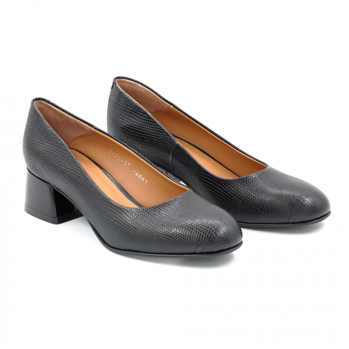 Pantofi dama din piele naturala neagra cu imprimeu cu varf rotund si  toc mic gros 4 cm  4065-25 [3]