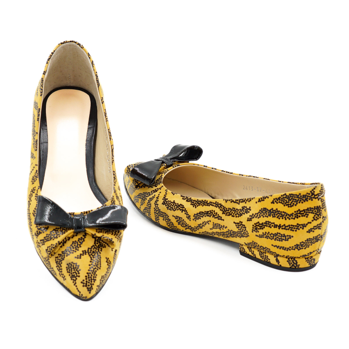 Pantofi dama tip balerini din piele naturala galben mustar cu imprimeu negru, cu varf ascutit stiletto si toc mic imbracat de 1 cm 62420-1-26 [6]