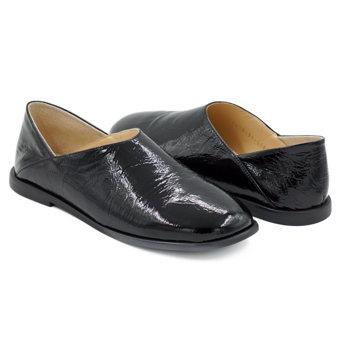 Pantofi dama tip barefoot din piele naturala lacuita neagra cu varf rotund si talpa de 1 cm 50826-1-26 [4]