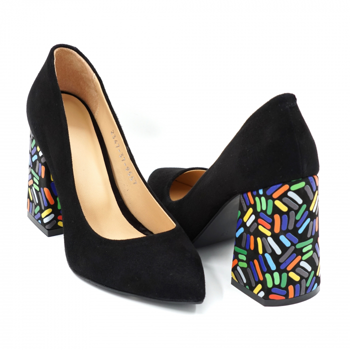 Pantofi din piele naturala intoarsa neagra si cu imprimeu multicolor cu varf ascutit stileto si toc inalt gros imbracat 9 cm 9557-1-24 [4]