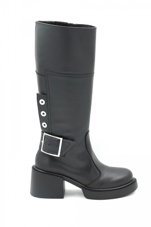 Cizme casual & sport dama - Cizme dama lungi casual din piele naturala neagra cu varf rotund, talpa 4 cm si accesorii metalice 74819-3-23