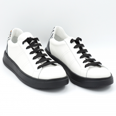 Pantofi dama tip adidas din piele naturala alba, lacuita neagra si animal printcu varf rotund si talpa 3 cm  50621-1-24 [2]