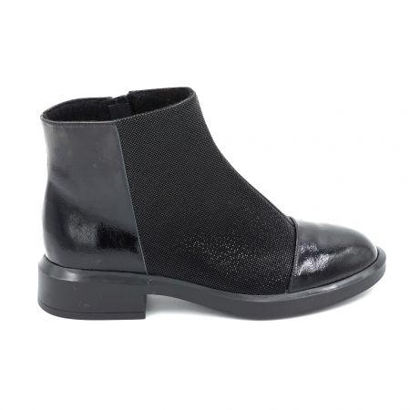 Ghete casual & bocanci dama - Ghete dama casual din piele naturala neagra si lac negru cu varf rotund si talpa 3 cm  70719-23
