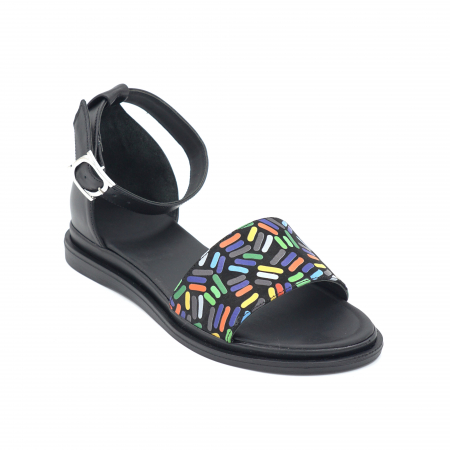 Sandale dama din piele naturala lacuita neagra si cu imprimeu multicolor, cu varf rotund si talpa joasa 2 cm 4721-4-24 [1]