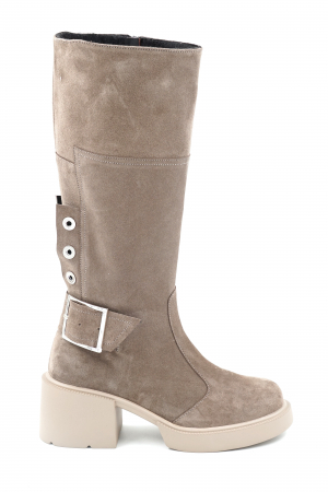 Lichidare stocuri - Cizme dama lungi casual din piele naturala intoarsa bej inchis grej cu varf rotund, talpa 5 cm si accesorii metalice 74819-23