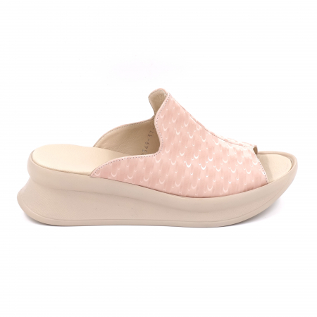 Sandale casual & sport dama - Papuci dama din piele naturala nude roze cu imprimeu 3D cu varf rotund si talpa inalta 6 cm 1120-24