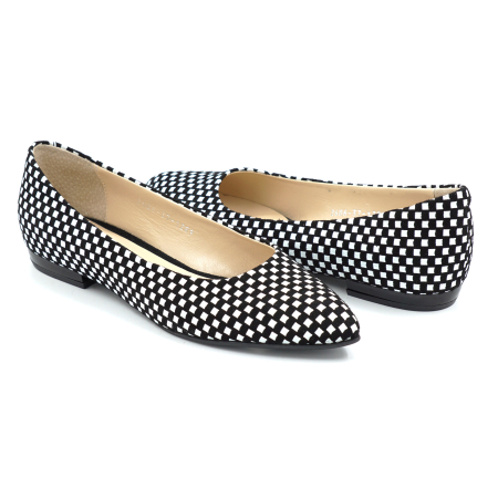 Pantofi dama tip balerini din piele naturala neagra cu patratele albe cu varf ascutit stiletto si toc mic de 1 cm 1289-1-26 [3]