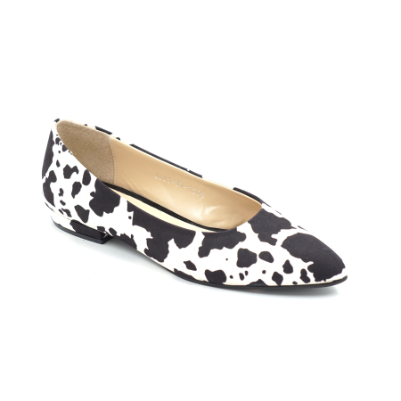 Pantofi dama tip balerini din piele naturala alb cu pete negre cu varf ascutit stiletto si toc mic imbracat de 1 cm 1289-26 [1]