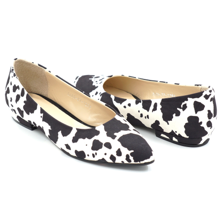 Pantofi dama tip balerini din piele naturala alb cu pete negre cu varf ascutit stiletto si toc mic imbracat de 1 cm 1289-26 [2]