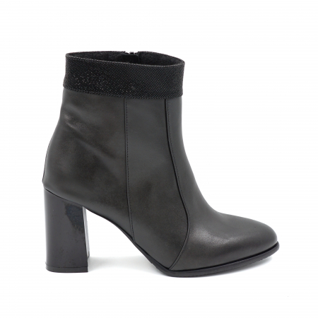 Ghete elegant & office dama - Ghete dama elegante din piele naturala neagra cu varf ascutit si toc mediu gros 8 cm 11111-24