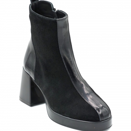 Ghete dama casual din piele naturala intoarsa si lacuita neagra cu varf rotund, platforma 2 cm si toc mic gros 6 cm 73321-1-23 [2]