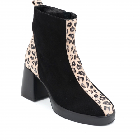 Ghete dama elegante din piele naturala intoarsa neagra si cu imprimeu animal print leopard cu varf rotund, platforma 2 cm si toc mic gros 6 cm 73321-23 [1]