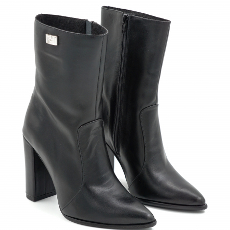 Ghete dama din piele naturala neagra cu varf ascutit si toc inalt gros de 9 cm 79017-25 [2]