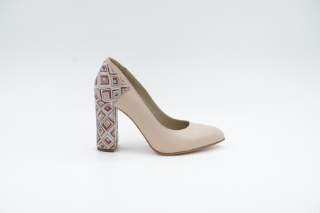 Pantofi elegant & office dama - Pantofi dama din piele naturala nude cu varf ascutit si toc inalt gros imbracat 9 cm 53018-22