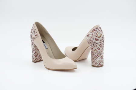 Pantofi dama din piele naturala nude cu varf ascutit si toc inalt gros imbracat 9 cm 53018-22 [2]