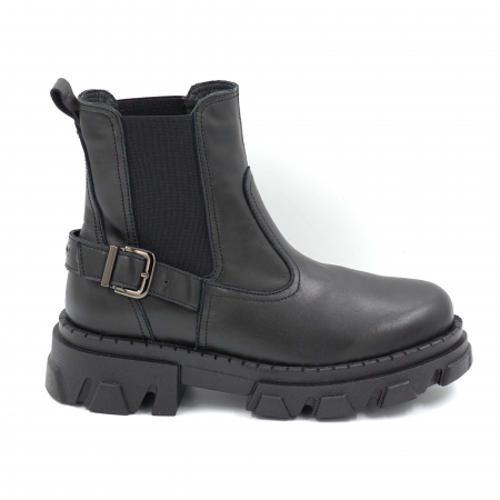 Ghete & bocanci dama - Ghete dama casual din piele naturala neagra cu accesorii metalice, varf rotund si talpa 3 cm  70724-24