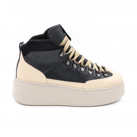 Ghete & bocanci dama - Ghete dama casual sport din piele naturala nude bej si neagra cu accesorii metalice, varf rotund si talpa 5 cm 72421-23