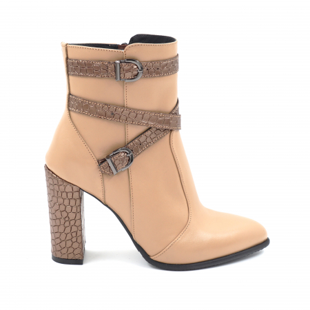 Ghete elegant & office dama - Ghete dama elegante din piele naturala maro coniac si cu imprimeu croco maro metalizat cu varf ascutit si toc inalt gros imbracat 9 cm 72721-24