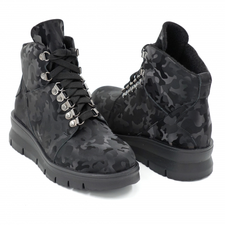 Ghete dama casual sport din piele naturala cu imprimeu negru militar 3D, cu accesorii metalice, cu varf rotund si talpa ortopedica 3 cm 73119-23 [3]