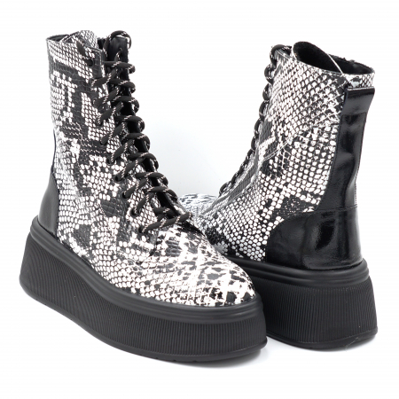 Ghete dama casual din piele naturala lacuita neagra si cu imprimeu alb cu negru cu varf rotund si talpa 5 cm 74721-24 [3]