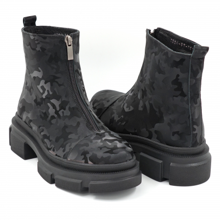 Ghete dama din piele naturala cu imprimeu negru militar 3D cu varf rotund si talpa 4 cm 75121-23 [3]