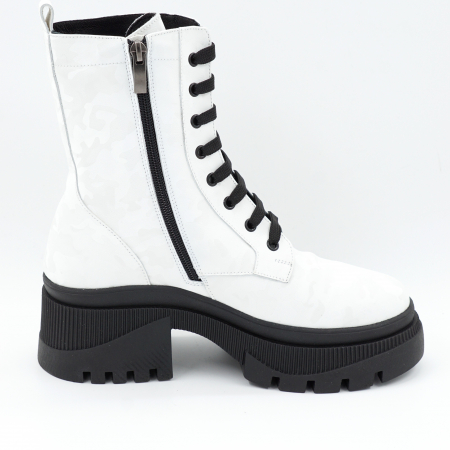 Ghete dama casual din piele naturala alba cu varf rotund si toc mic gros 5 cm  75321-23 [2]