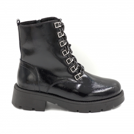 Ghete & bocanci dama - Ghete dama casual din piele naturala lacuita neagra cu accesorii metalice cu varf rotund si talpa 3 cm 76419-24