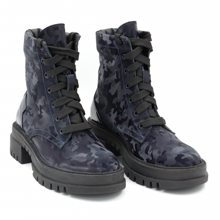 Ghete dama casual din piele naturala bleumaren cu imprimeu militar 3D si lac bleumaren cu varf rotund si talpa 4 cm 77821-23 [2]