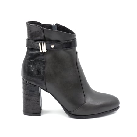 Ghete elegant & office dama - Ghete dama din piele naturala neagra cu varf rotund si toc mediu gros imbracat de 8 cm 74618-24