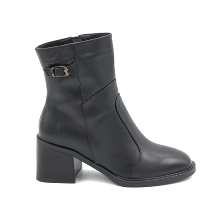 Dama - Ghete dama din piele naturala neagra cu varf rotund si toc mic gros de 5 cm 71525-25