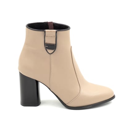 Ghete elegant & office dama - Ghete dama din piele naturala nude bej cu varf rotund si toc mediu gros de 8 cm 72519-25