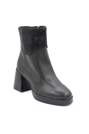 Ghete dama din piele naturala neagra cu varf rotund, platforma 2 cm si toc mic gros de 6 cm 79219-1-24 [1]