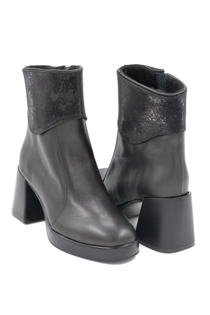 Ghete dama din piele naturala neagra cu varf rotund, platforma 2 cm si toc mic gros de 5 cm 79219-1-24 [3]