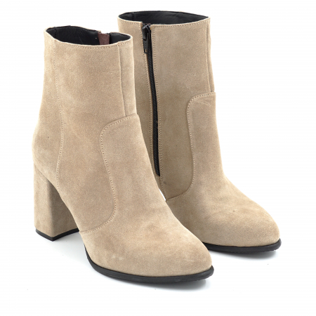 Ghete dama din piele naturala intoarsa bej cappucino cu varf rotund si toc mediu gros imbracat de 8 cm 70224-25 [2]