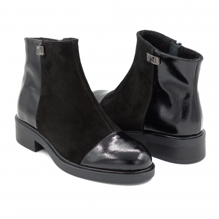 Ghete dama din piele naturala lacuita si intoarsa neagra cu varf rotund si talpa de 3 cm 79619-25 [3]