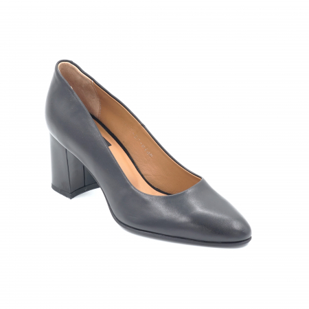 Pantofi dama din piele naturala neagra cu varf ascutit si toc mic gros 6 cm 0700-2-24 [1]