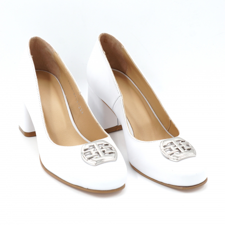 Pantofi dama din piele naturala alba cu varf rotund si toc mic gros imbracat 6 cm 50324-2-24 [1]