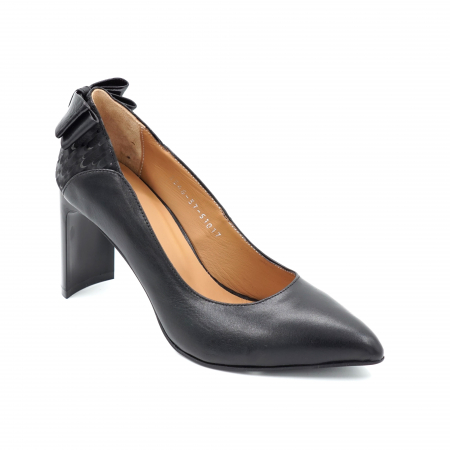 Pantofi dama din piele naturala neagra si cu imprimeu 3D cu varf ascutit stileto si toc mediu gros tip bricheta 8 cm 51017-24 [2]