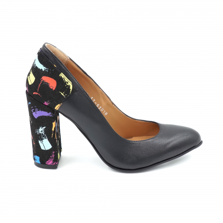 Pantofi elegant & office dama - Pantofi dama din piele naturala neagra si cu imprimeu multicolor cu varf ascutit si toc inalt gros imbracat 9 cm 53018-1-24