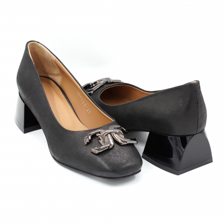 Pantofi elegant & office dama - Pantofi dama din piele naturala neagra usor sidefata cu varf patrat si toc mic gros 4 cm 53123-24