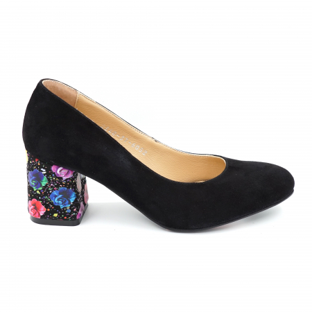 Pantofi dama - Pantofi dama din piele naturala intoarsa neagra si cu imprimeu floral cu varf rotund si toc mic gros imbracat 6 cm 6052-1-24