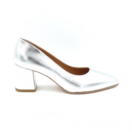 Pantofi dama - Pantofi dama din piele naturala culoare argintie cu varf ascutit stlileto si toc mic gros imbracat 6 cm 6057-7-24
