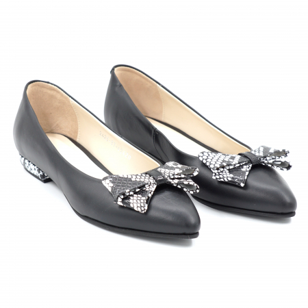 Pantofi dama tip balerini din piele naturala neagra si cu imprimeu sarpe alb negru cu varf ascutit stileto si toc mic gros imbracat 1 cm 62420-4-24 [3]
