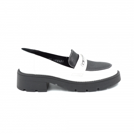Pantofi casual & sport dama - Pantofi dama casual loafers din piele naturala alba si neagra cu imprimeu cu varf rotund si talpa de 4 cm 52425-25