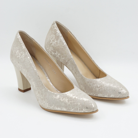 Pantofi dama - Pantofi dama din piele naturala aurie, cu varf ascutit si toc mediu gros de 7 cm 0449-15-26