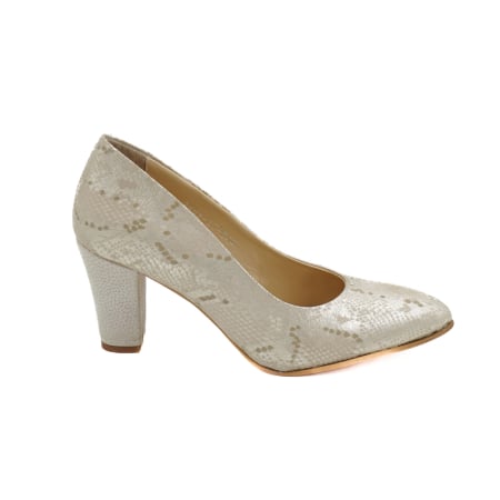 Pantofi dama - Pantofi dama din piele naturala aurie, cu varf ascutit si toc mediu gros imbracat de 7 cm 0449-3-26