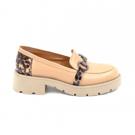 Pantofi casual & sport dama - Pantofi dama casual loafers din piele naturala maro deschis si lacuita cu imprimeu animal print, cu varf rotund si talpa 4 cm 53025-25