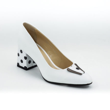 Pantofi dama din piele naturala alba si cu buline negre, cu varf ascutit si toc mic gros imbracat de 6 cm 50824-26 [2]